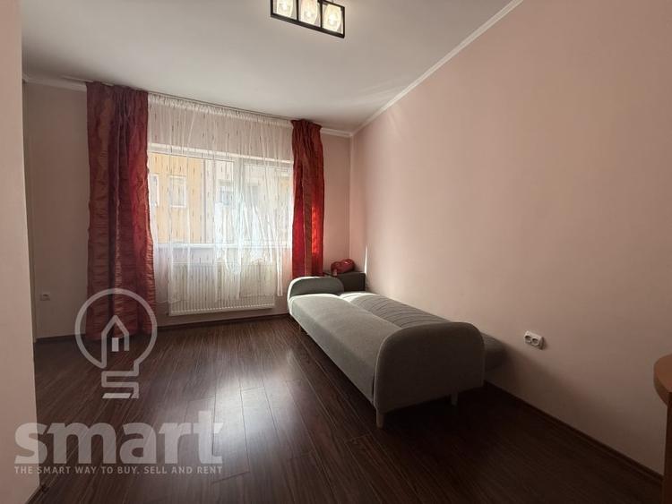 Apartament cu 4 camere semidecomandat în Bună Ziua