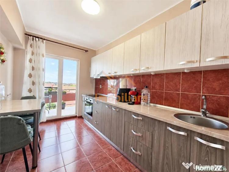 Apartament cu 3 camere decomandat în Sânmartin