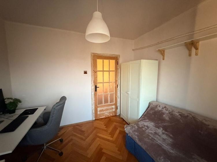 Apartament cu 3 camere decomandat în Circumvalațiunii
