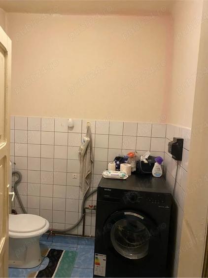 Casă cu 5 camere cu Teren 1348 Mp în Central