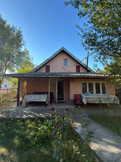 Casă individuală cu 2 camere cu Teren 1270 Mp în Cozieni