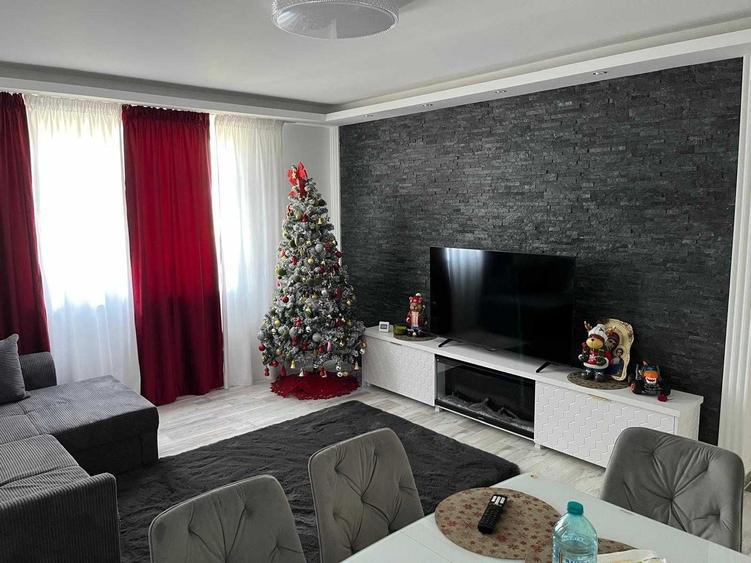 Apartament cu 3 camere în Central
