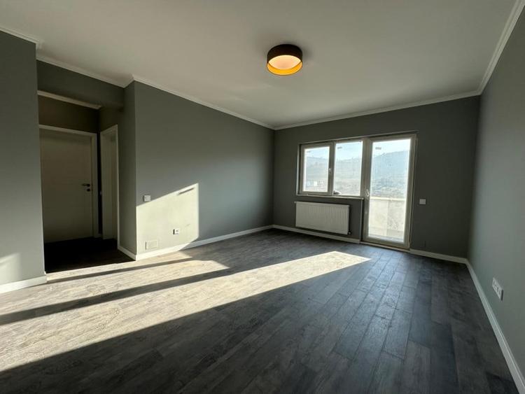 Apartament cu 2 camere semidecomandat în Florești — fotografia 1