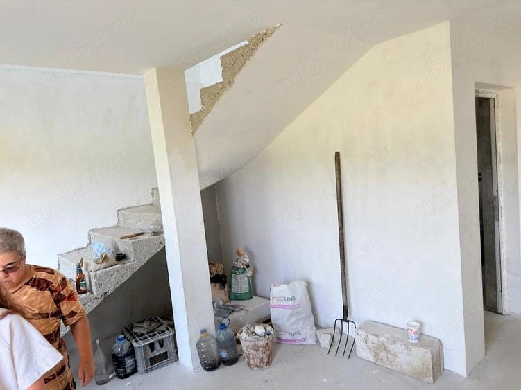 Casă cu Teren 5500 Mp în Central