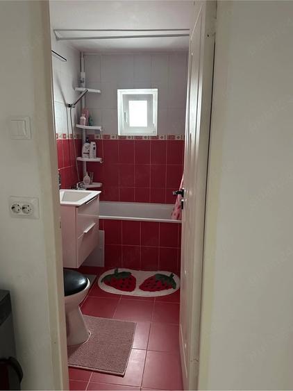 Apartament cu 2 camere decomandat în Florești