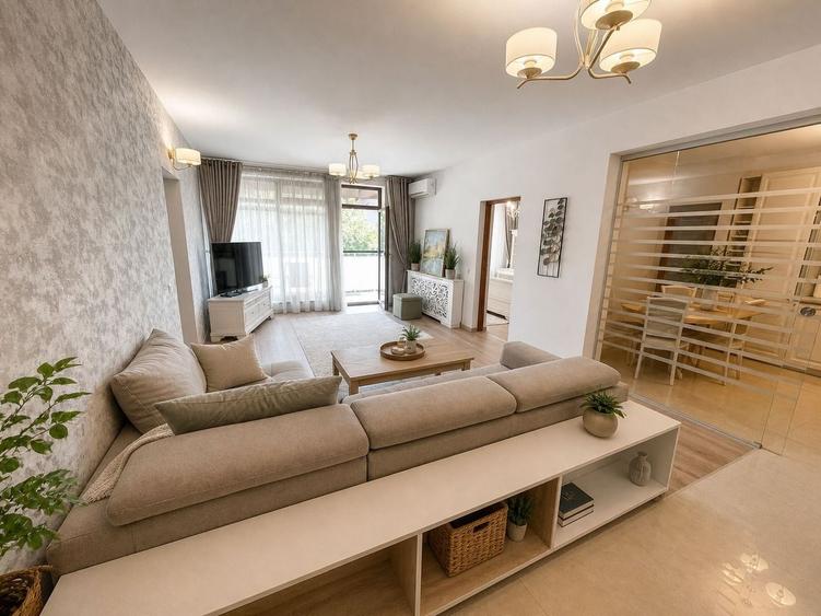 Apartament cu 3 camere decomandat, mobilat în Central