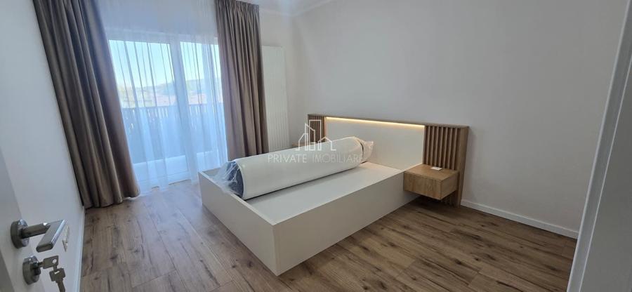 Apartament cu 3 camere decomandat în Tudor