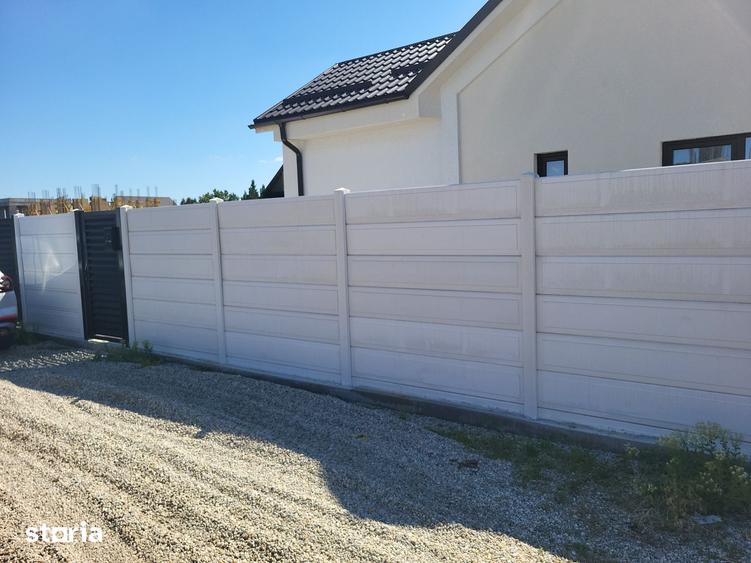 Casă cu 3 camere cu Teren 450 Mp în Central