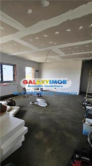 Casă cu 3 camere cu Teren 300 Mp în Clinceni