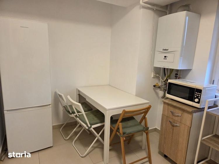 Apartament cu 2 camere decomandat în Gara de Nord