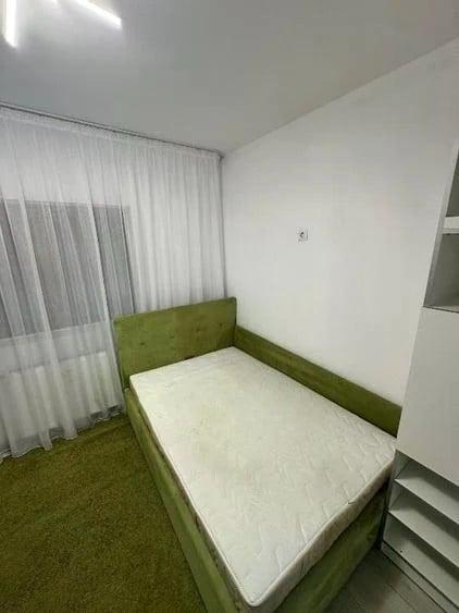 Apartament cu 4 camere în Drumul Taberei