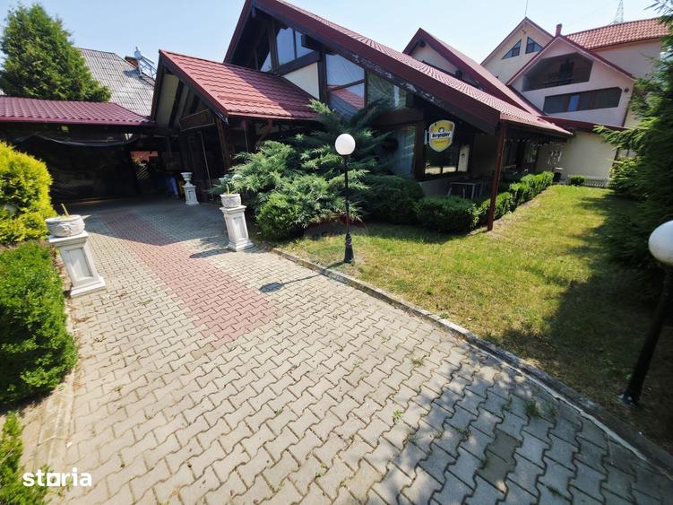 Spațiu comercial, de 1,000 mp, în Tarcău
