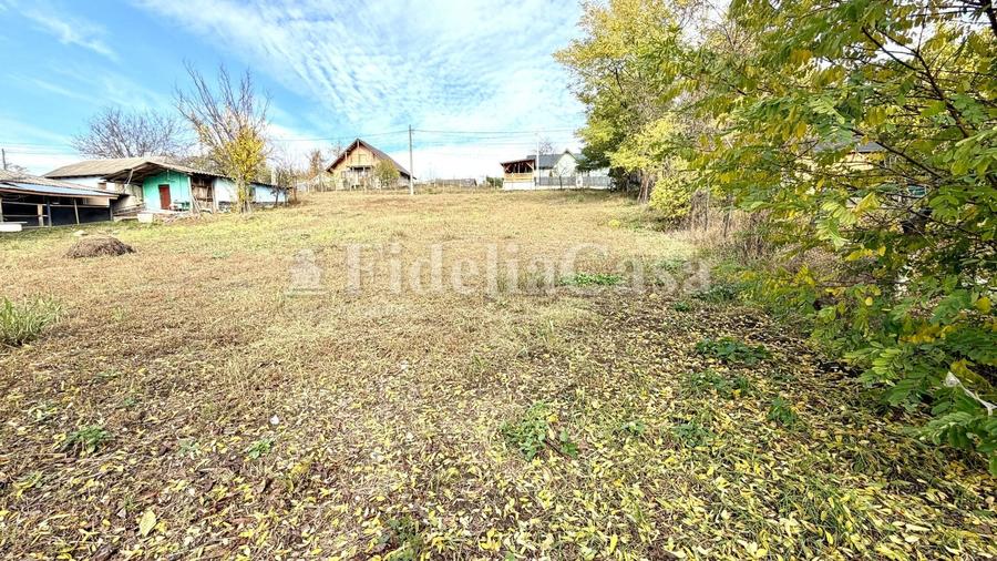 Casă individuală cu 4 camere cu Teren 2099 Mp în Popricani