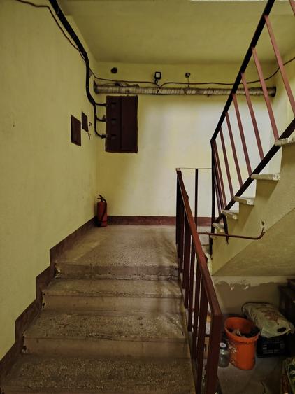 Apartament cu 2 camere decomandat în Remetea Mare