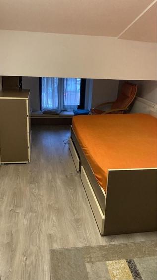 Apartament cu 2 camere semidecomandat în 1 Mai