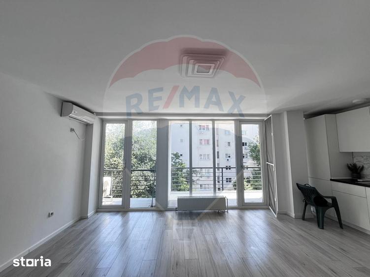 Spa?iu birouri / comercial 56mp de inchiriat in zona Vitan Mall - 2