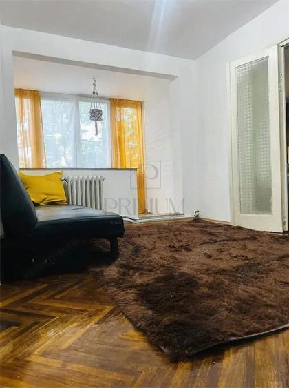 Apartament cu 4 camere în Ultracentral
