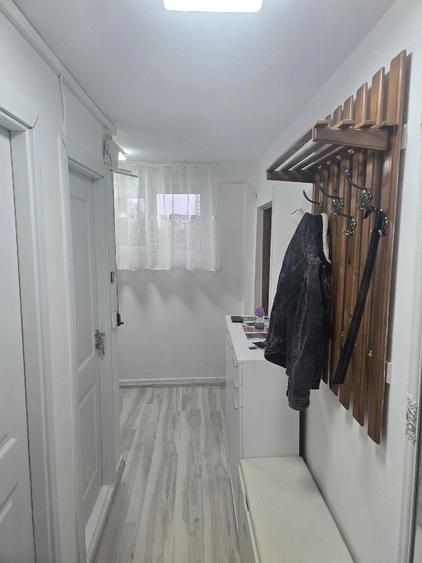 Apartament cu 2 camere decomandat în Drumul Taberei