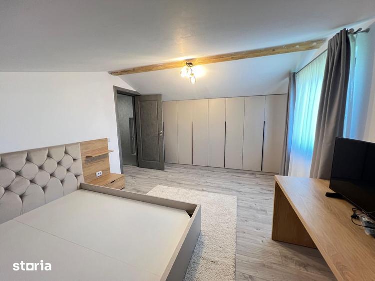 Casă cu 4 camere cu Teren 700 Mp în Central