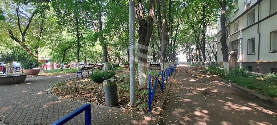 Garsonieră decomandată în Brâncoveanu