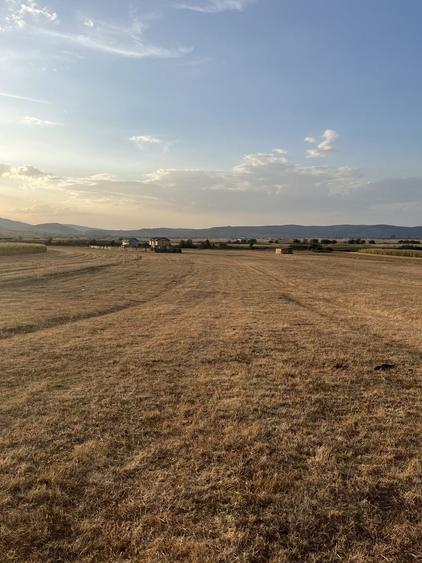 Teren de 2812 mp, în Gura Râului