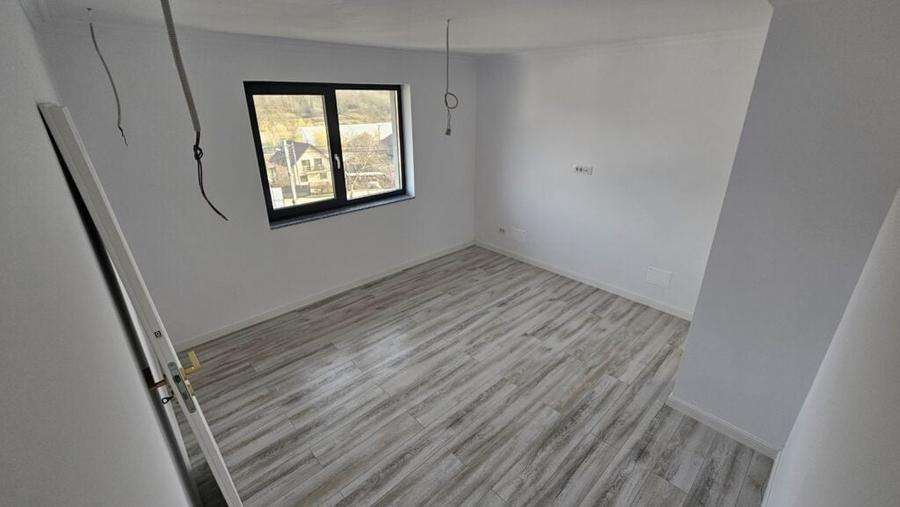 Casă individuală cu 4 camere! Rediu Lac-Iași! - 10