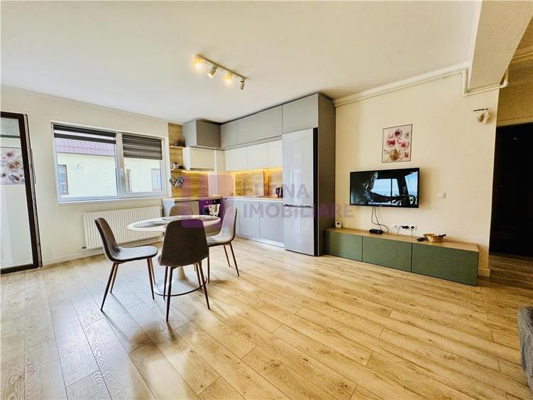 Apartament cu 2 camere decomandat, mobilat în Aeroport