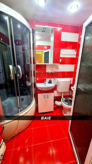 Apartament cu 3 camere semidecomandat în Exterior Est