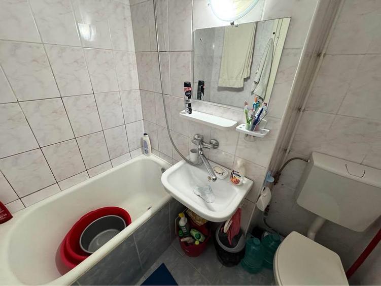 Apartament cu 2 camere nedecomandat în Tătărași