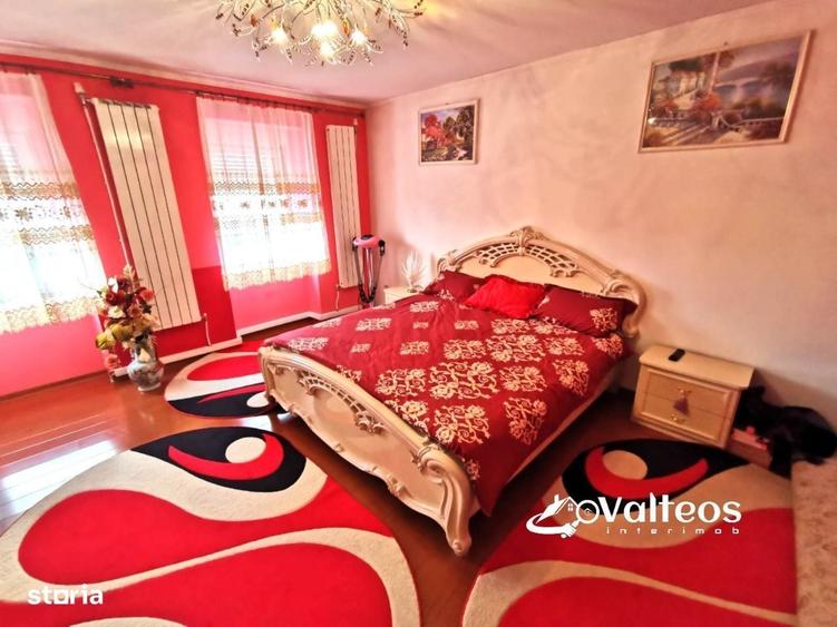 Casă cu 4 camere în Central