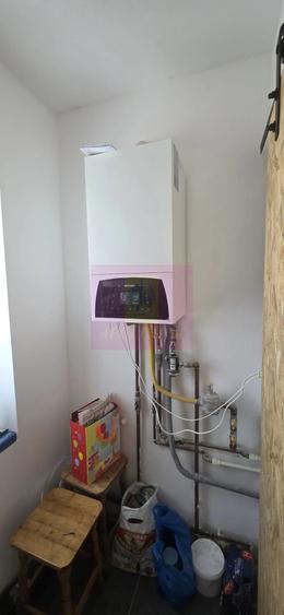 Casă cu 4 camere cu Teren 497 Mp în Central
