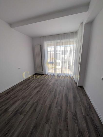 Apartament cu 4 camere în Sud