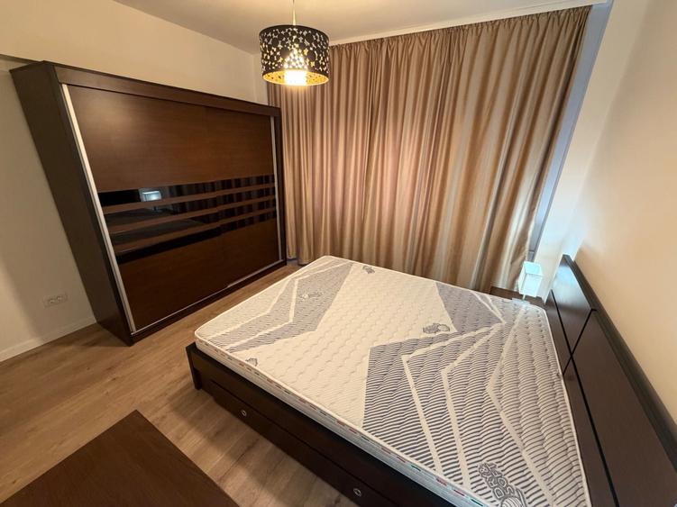Apartament cu 2 camere semidecomandat în Lizeanu