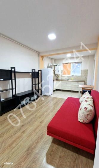 Apartament cu 2 camere semidecomandat, mobilat în Păcii