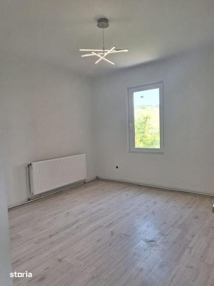 Casă cu 4 camere cu Teren 1000 Mp în Jucu