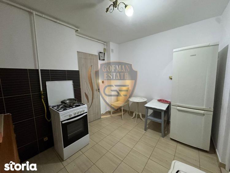 Apartament cu 3 camere decomandat, mobilat în Faleza Nord