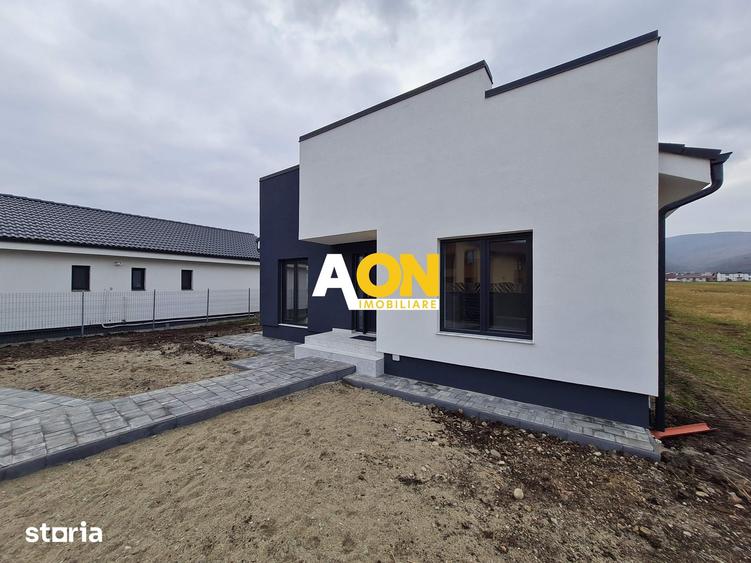 Casă cu 3 camere cu Teren 380 Mp în Micești