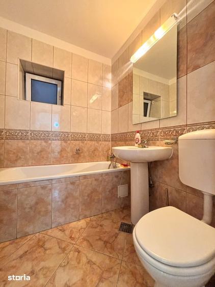 Apartament cu 4 camere decomandat în Centrul Civic