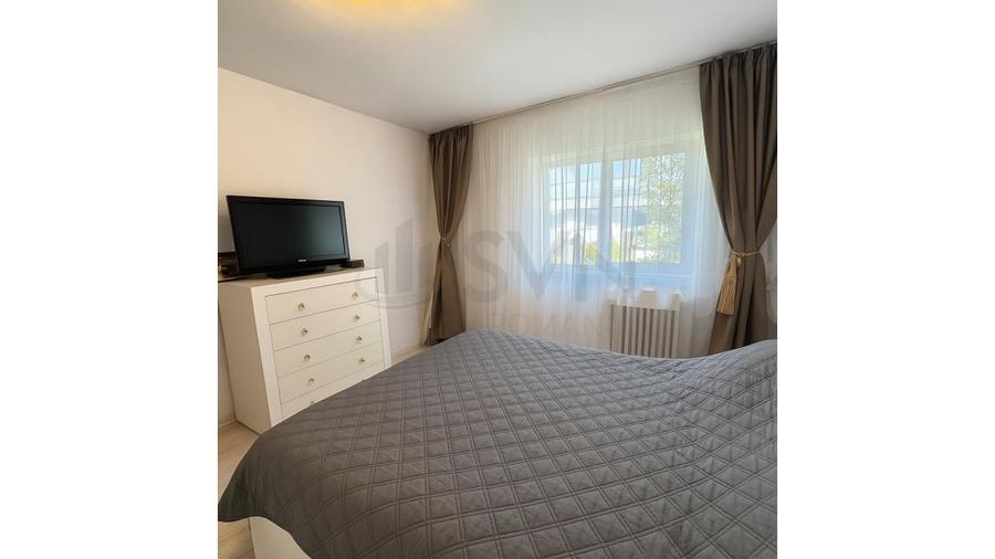 Apartament cu 3 camere decomandat, mobilat în Băneasa