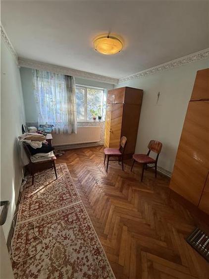 Apartament cu 2 camere semidecomandat în Gara