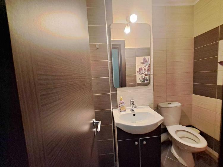 Apartament cu 2 camere decomandat în Central