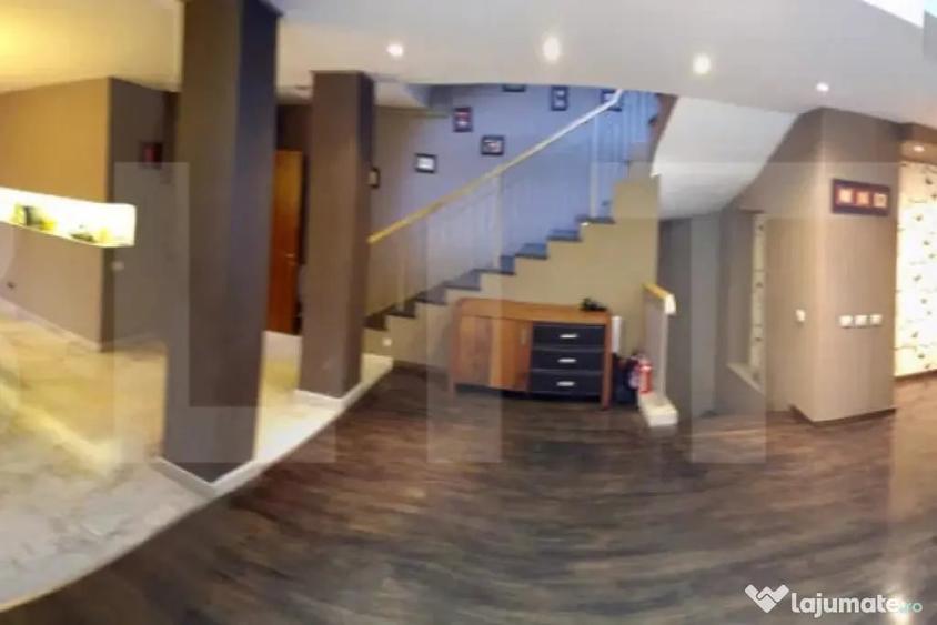 Casă cu 5 camere cu Teren 350 Mp în Bună Ziua