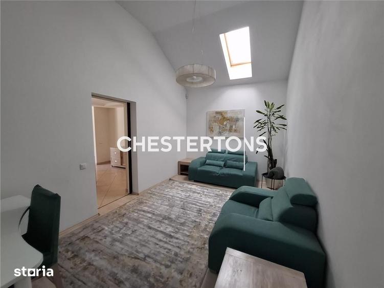 Casă cu 6 camere cu Teren 500 Mp în Corbeanca