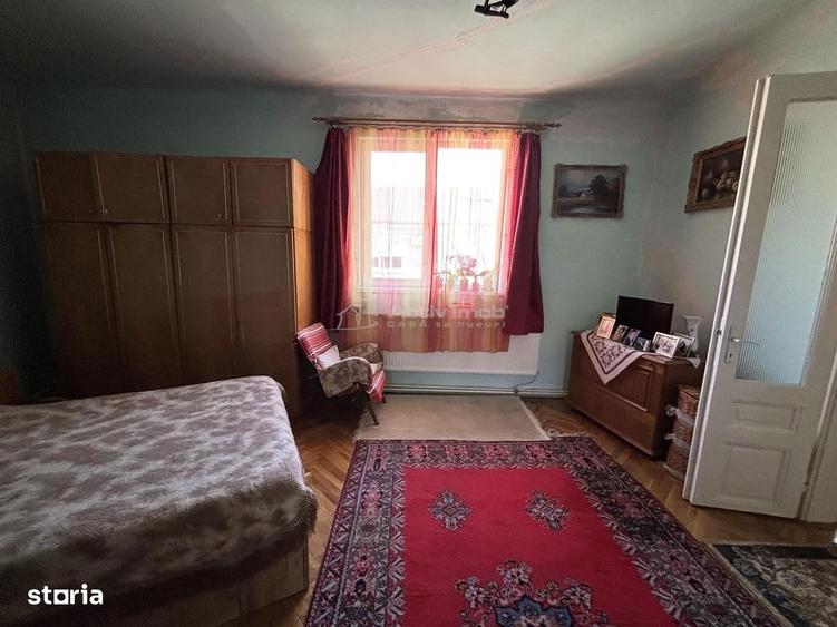 Casă cu 4 camere cu Teren 411 Mp în Central