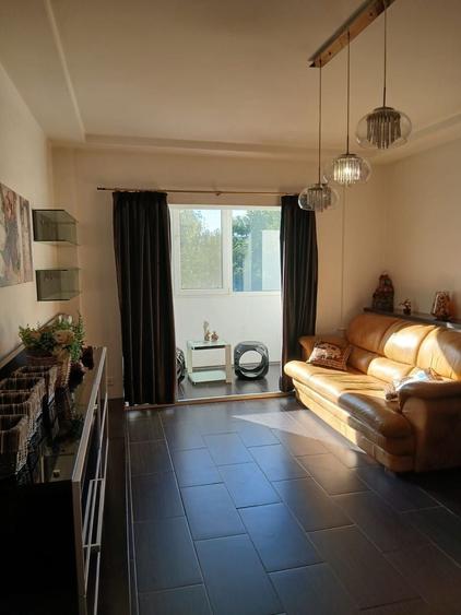 Apartament cu 3 camere decomandat, mobilat în Gorjului