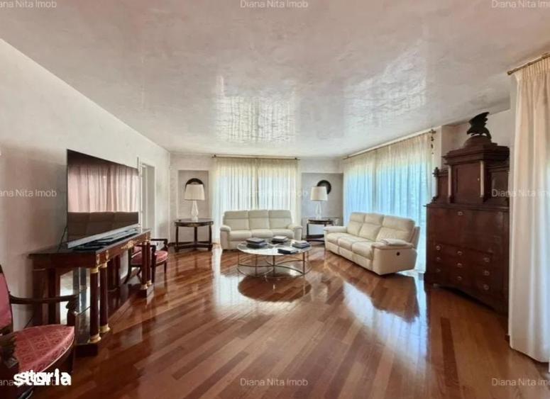 Apartament cu 4 camere în Primăverii