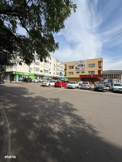 Spațiu comercial, de 53 mp, în CET