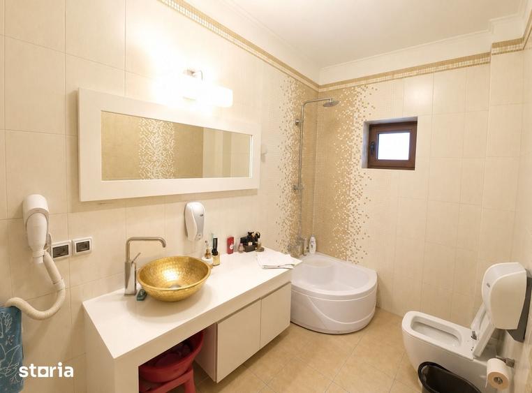 Casă cu 6 camere cu Teren 311 Mp în Giurgiului