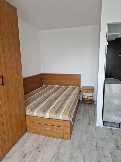 Garsonieră decomandată în Berceni