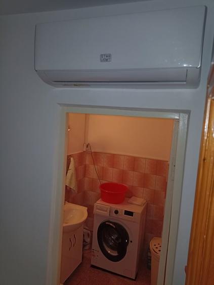 Apartament cu 3 camere decomandat în Sud